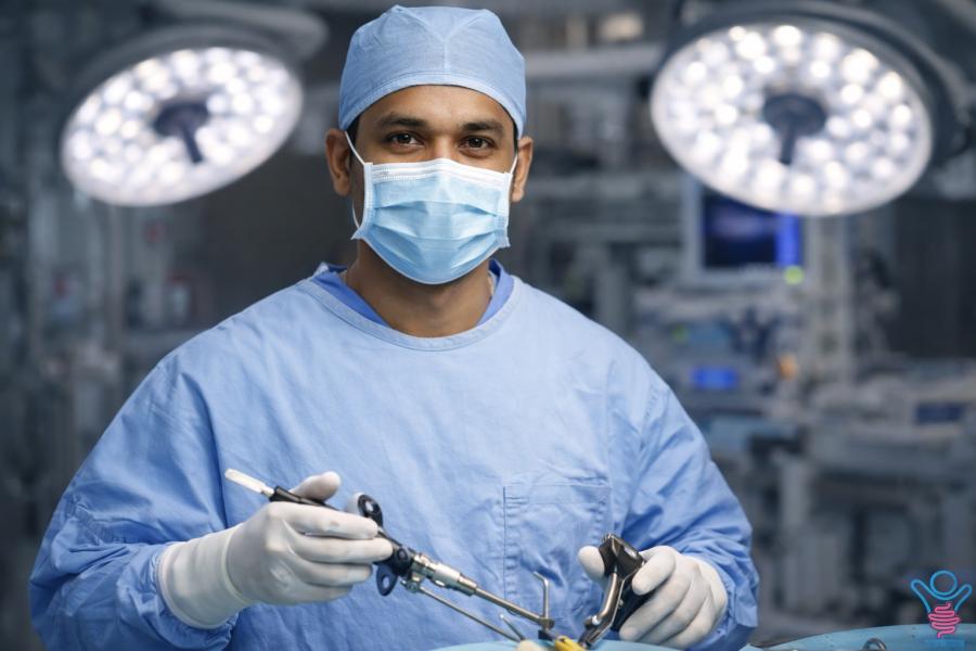 GI Cancer Surgeon in Faridabad providing advanced gastric cancer surgical management
